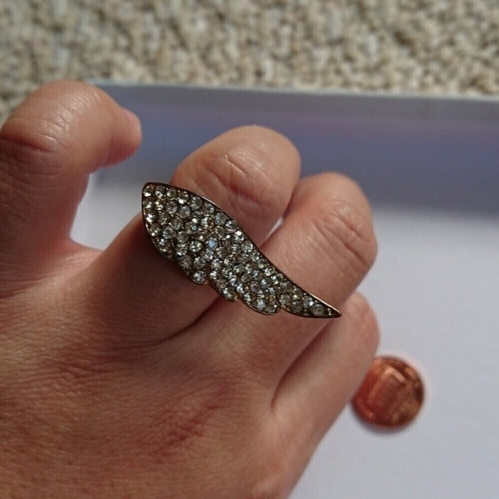 UO Angel wing brass ring with rhinestones